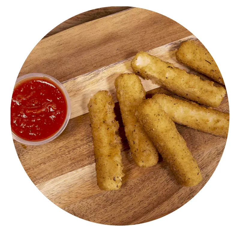 Golden mozzarella sticks with marinara at Queen's Pizza & Wings in Hamilton, ON